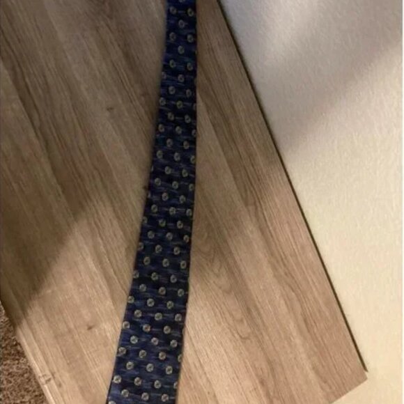 Don Loper Beverly Hills Men's Silk Necktie Blue with Geometric Pattern - Picture 3 of 3